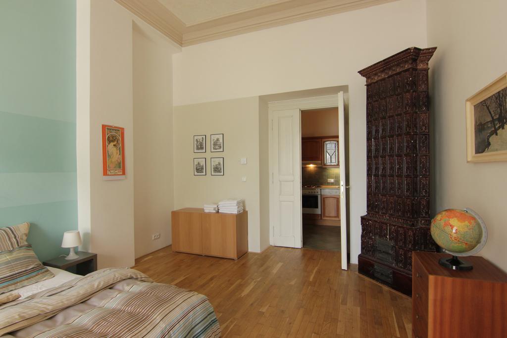 Apartman Jungmannova Hotel Praag Buitenkant foto