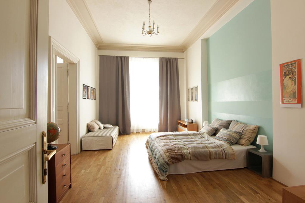 Apartman Jungmannova Hotel Praag Buitenkant foto